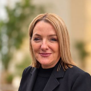 Julie Lawson